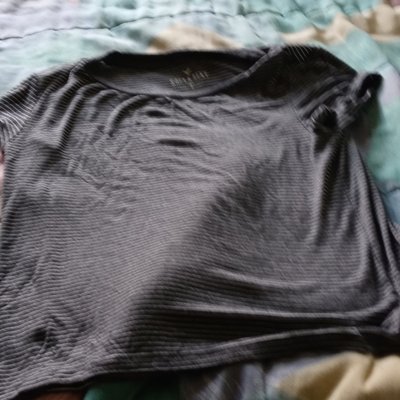 American eagle top - Picture 1 of 3